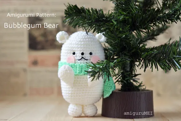 polar bear amigurumi