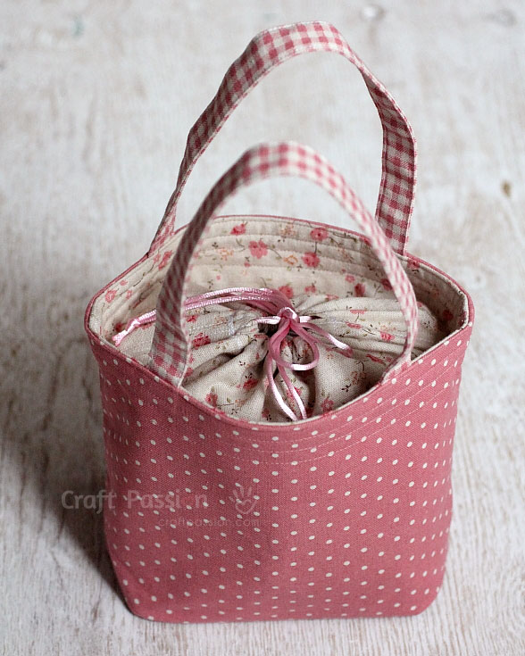 bag with drawstring cover