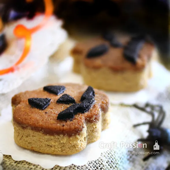 pumpkin face cheesecake with Wilton silicone mold