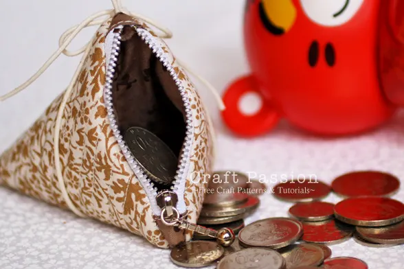 triangle zipper coin purse