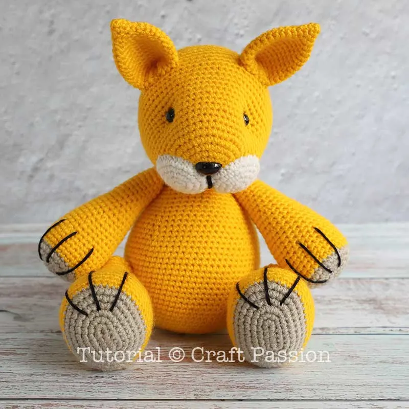 amigurumi lion