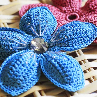 5 Petal Flower Crochet Pattern