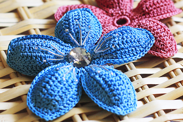 5 Petal Flower Crochet Pattern