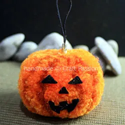 Pom-Pom Pumpkin