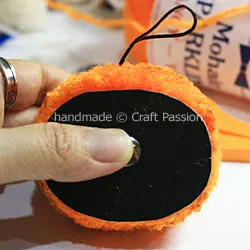 Pom-Pom Pumpkin