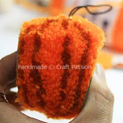 Pom-Pom Pumpkin