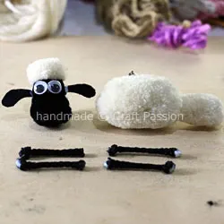 pom pom sheep