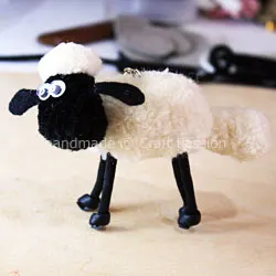 pom pom sheep