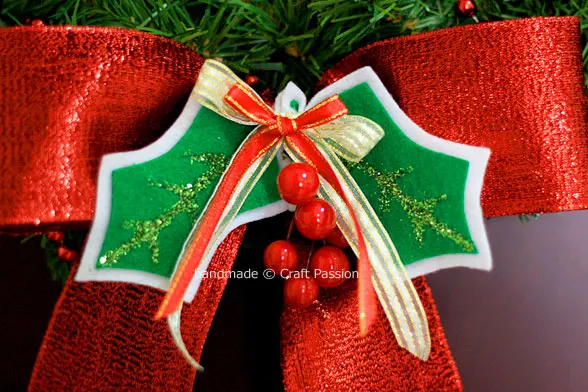 Holly-Berry-End Felt Holly Berries