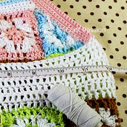 Put on elastic thread on the back band