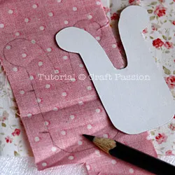 How to sew a sachet