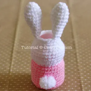 bunny tail pom pom