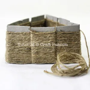 Weave basket with jute twine
