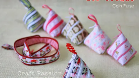 Learn to make a Zip-Itself zipper coin purse with lining using just ribbon and a zipper.
