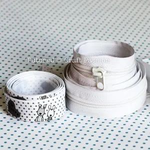 zipper & ribbon sew coin purse