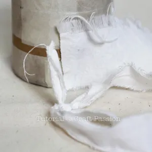 dress up a mummy