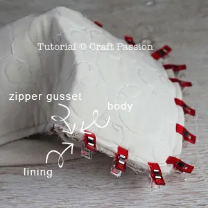 zipper pencil case