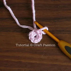 crochet ruffled flower