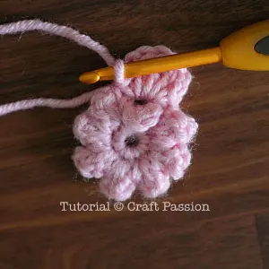 crochet ruffled flower