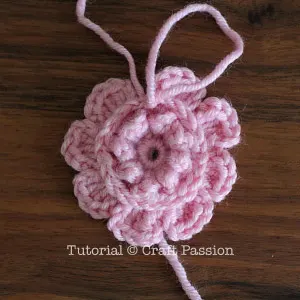 crochet ruffled flower