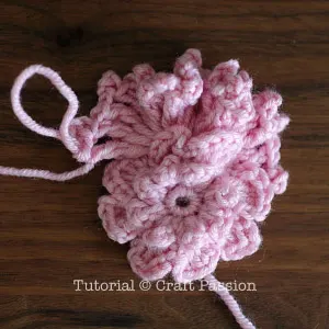crochet ruffled flower