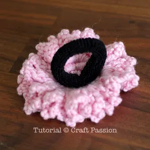 attach elastic hairband