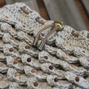 drawstring closure