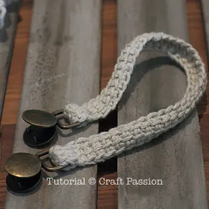 clip handle