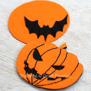 make halloween felt coasters