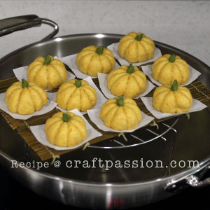 steaming pumpkin mantou