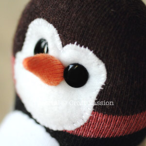 sock penguin face