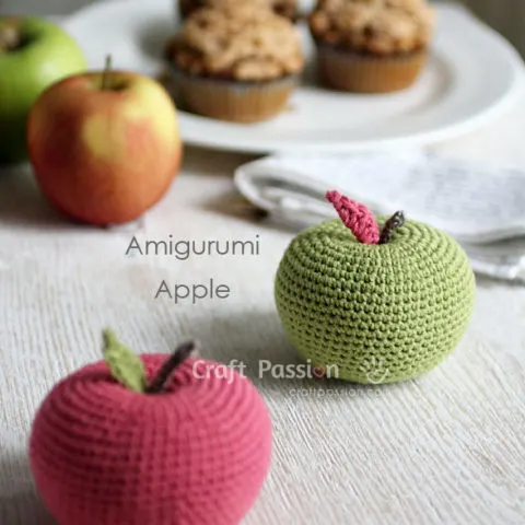 apple amigurumi crochet pattern