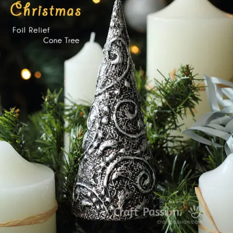 foil relief christmas tree