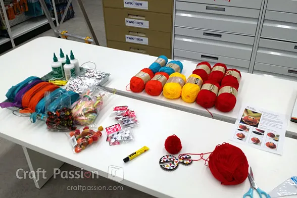 pom-pom-craft-station