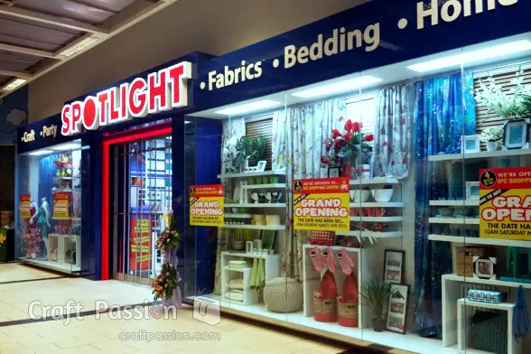 spotlight-main-entrance