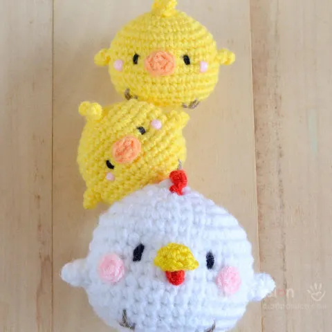 Crochet Chicken - Hen & Chicks Amigurumi
