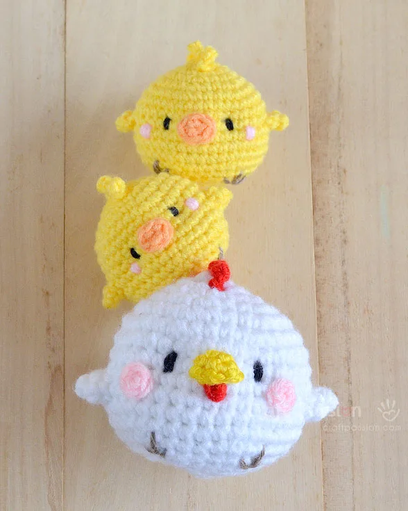 crochet hen & chicks amigurumi