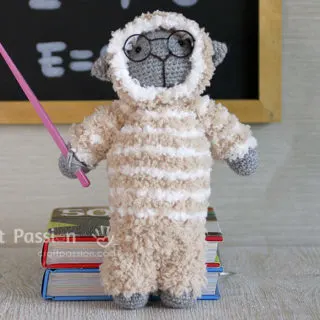amigurumi sheep