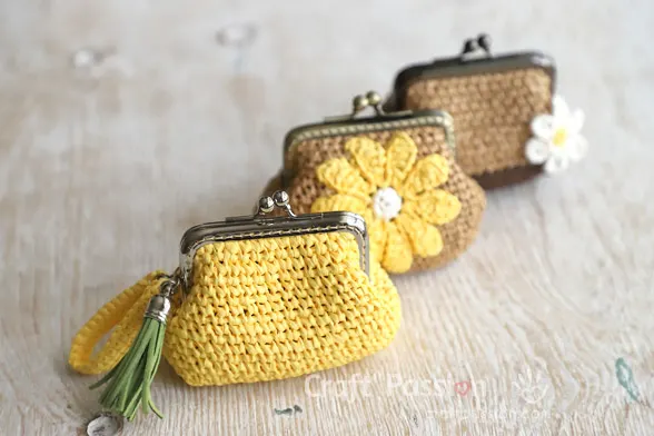 raffia coin purse