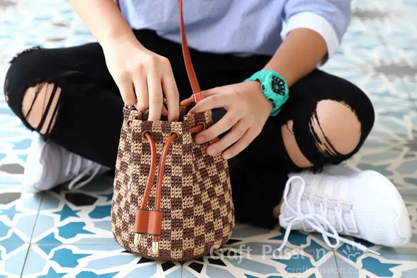 small raffia bucket bag