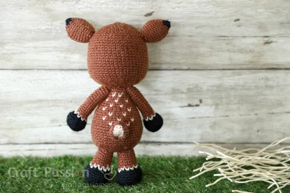 crochet stuffed deer pattern