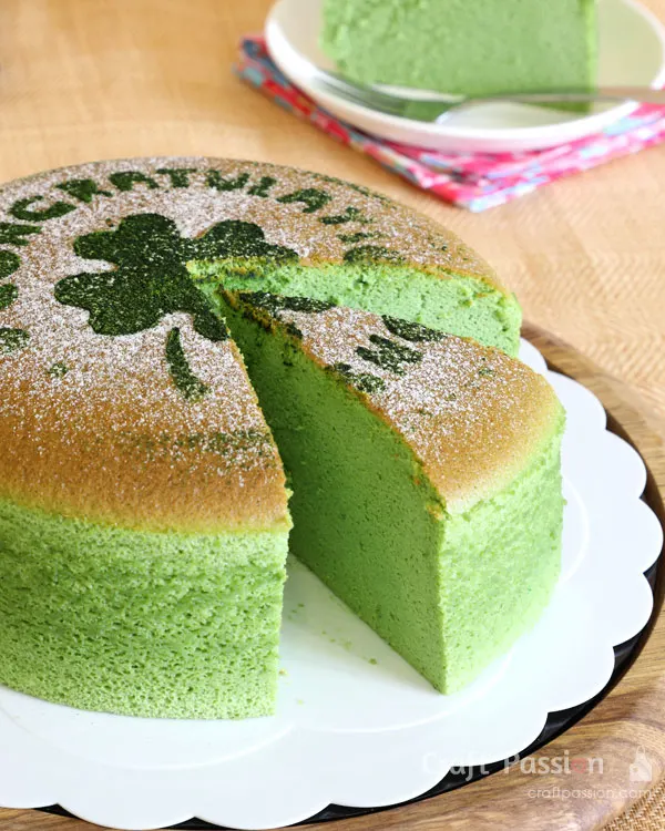 matcha sponge cheesecake