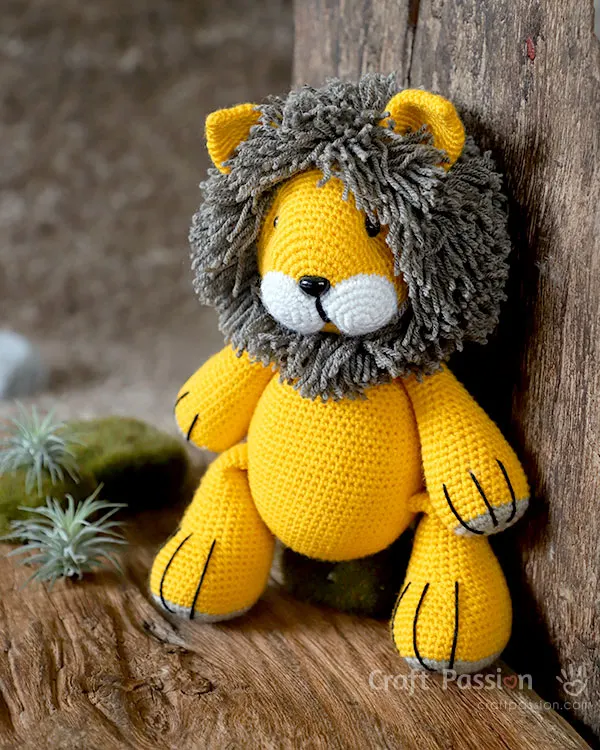 lion amigurumi