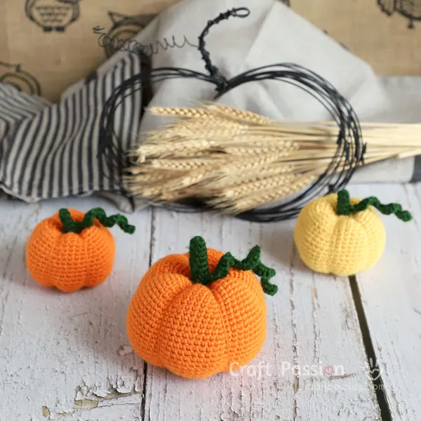trio pumpkin amigurumi crochet pattern