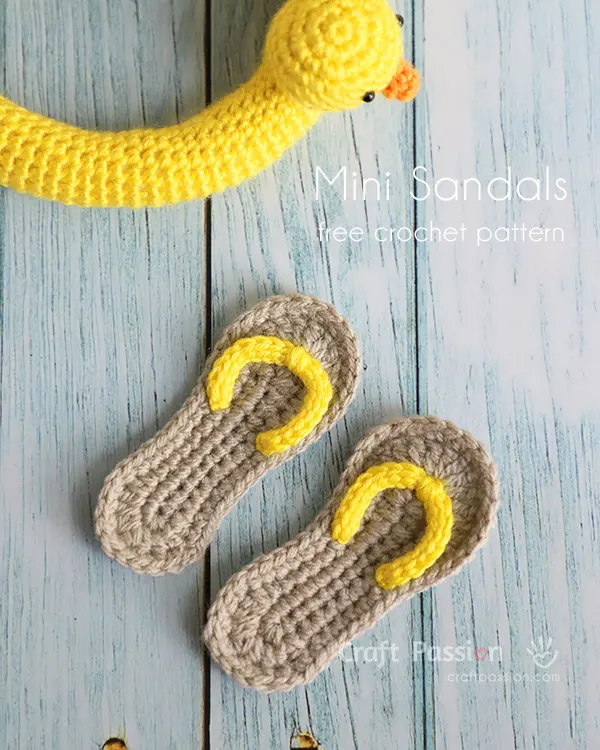 mini sandals crochet pattern