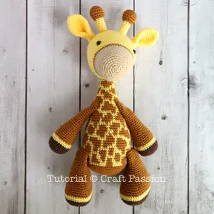 giraffe amigurumi