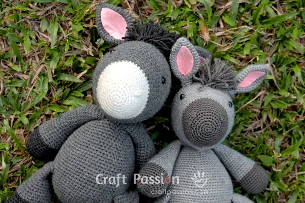 crochet donkey amigurumi