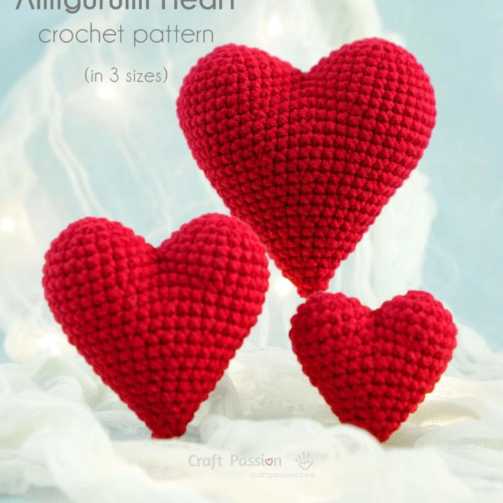 How To Crochet A Basic Amigurumi Heart (3 Sizes)