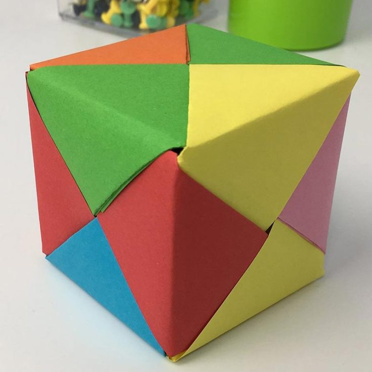 While this pattern is not your conventional origami box, it&rsquo;s certainly a fun project to make along with kids! It helps them improve their motor skills, and you get a fun decor as well!