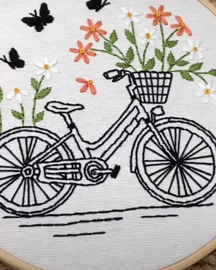 This cute bicycle design is very simple and easy to do. It only focuses on line work and only requires five colors! Have a look at this artist&rsquo;s free embroidery patterns to choose from. Skill Level: Easy